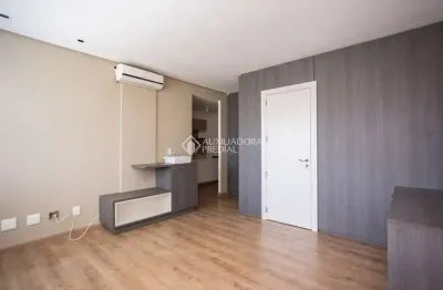 Sala comercial para alugar na avenida carlos gomes, 1859, auxiliadora, porto alegre, 31 m2 por r$ 2.500