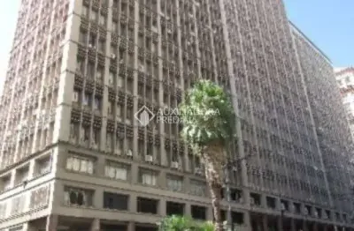Sala comercial para alugar na avenida borges de medeiros, 328, centro histórico, porto alegre, 38 m2 por r$ 795