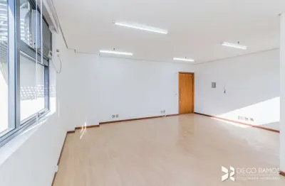 Sala comercial para alugar na rua dezesseis de julho, 42, são joão, porto alegre, 39 m2 por r$ 700