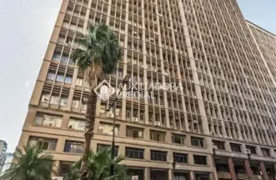 Sala comercial para alugar na avenida borges de medeiros, 308, centro histórico, porto alegre, 57 m2 por r$ 800
