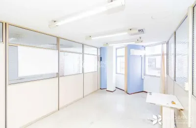 Sala comercial para alugar na Avenida Júlio de Castilhos, 51, Centro Histórico, Porto Alegre, 200 m2 por R$ 4.500
