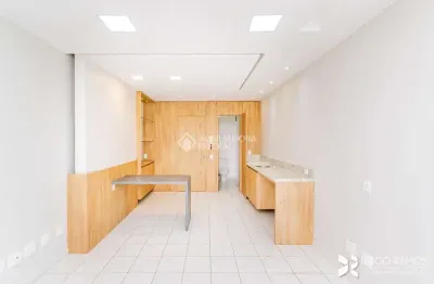 Sala comercial para alugar na avenida taquara, 386, petrópolis, porto alegre, 26 m2 por r$ 1.000