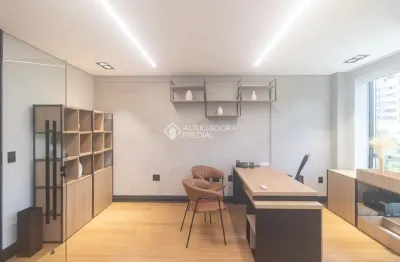 Sala comercial para alugar na Rua Castro Alves, 723, Independência, Porto Alegre, 33 m2 por R$ 2.500