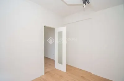 Sala comercial para alugar na avenida coronel lucas de oliveira, 15, petrópolis, porto alegre, 25 m2 por r$ 850