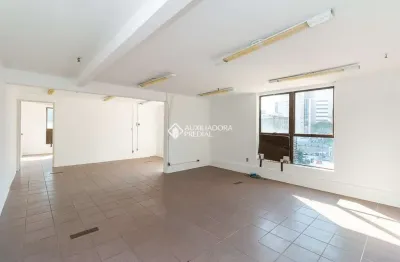 Sala comercial para alugar na rua general bento martins, 24, centro histórico, porto alegre, 120 m2 por r$ 2.200