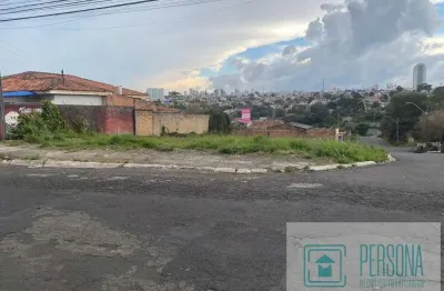 Terreno à venda na Rua Tomazina, 0000, Uvaranas, Ponta Grossa