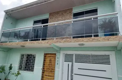Casa com 3 quartos para alugar na rua antônio bertoldi, 635, campo de santana, curitiba por r$ 2.200