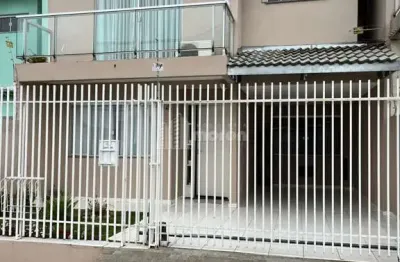 Casa com 3 quartos à venda na Rua Aviador Frare Batista, 264, Olarias, Ponta Grossa