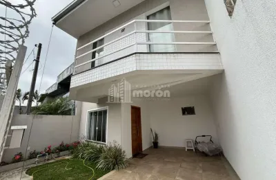 Casa com 3 quartos para alugar na Rua Assis Brasil, S/N, Jardim Carvalho, Ponta Grossa