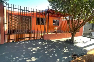 Casa com 3 quartos à venda no Parque Alvamar II, Sarandi , 80 m2 por R$ 180.000