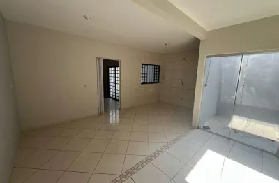 Casa à venda com 2 suítes e energia solar no Parque Alvamar em Sarandi