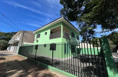 Sobrado de esquina com 4 Quartos e 3 Banheiros à Venda, 199m² de construção e 299m² de terreno por R