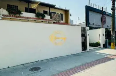 Casa comercial para aluguel no centro de itajaí - mobiliada e com 03 dormitórios