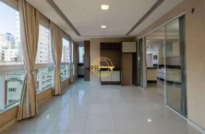 Viva com elegância em meia praia: 4 suítes e lazer premium a 300m do mar