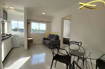 Apartamento mobiliado à venda em itajaí - 2 dormitórios e piscina com borda infinita