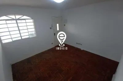Excelente casa de vila de 2 dormitórios na chácara inglesa!