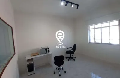 Excelente conjunto comercial ao lado da estação de metrô saúde para locação!