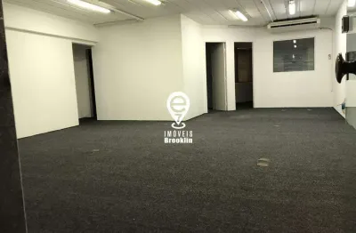 Conjunto para locação com 90m 2 banheiros 2 vagas apenas 650m da estação berrini