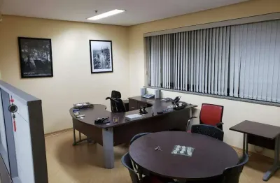 Sala comercial à venda na Avenida Vereador José Diniz, Campo Belo, São Paulo