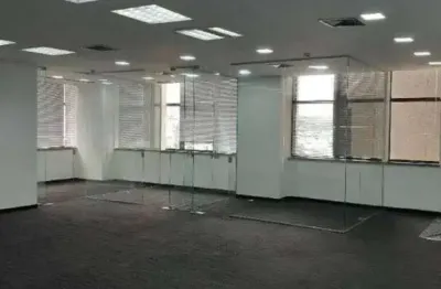 Sala comercial para alugar na Avenida das Nações Unidas, Cidade Monções, São Paulo