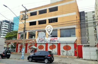 Prédio à venda na Avenida Ireré, Planalto Paulista, São Paulo
