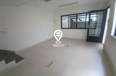 Excelente casa para locação de 3 dormitórios na saúde!