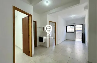Casa de vila para locação na região da saúde – 75m², quintal amplo e 1 vaga