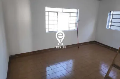 Casa com 2 quartos para alugar na Rua Matuim, Jardim Oriental, São Paulo