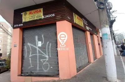 Excelente salão ao lado da estação praça da árvore para locação!