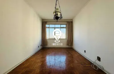 Apartamento à venda com 72m², à 250m do metro saúde - 2 quartos e 1 vaga.