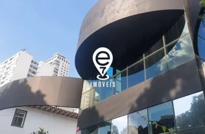 Prédio para alugar na Avenida Pacaembu, Pacaembu, São Paulo