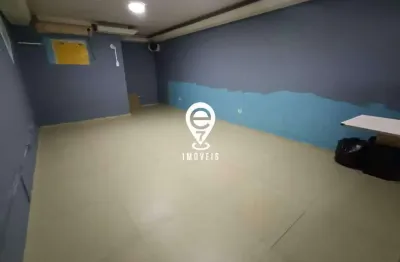 Conjunto comercial de 3 salas ao lado da estação saúde para locação!