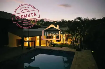 Casa em Condomínio : Térrea / Residencial / Residencial Village Morro Alto