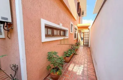 Casa a venda com 3 dormitórios, churrasqueira, em condomínio fechado no alto da boa vista