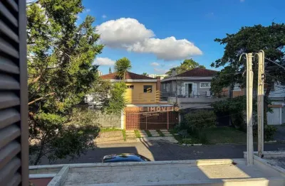 Casa a venda com 3 dormitórios, churrasqueira, em condomínio fechado no Alto da Boa Vista