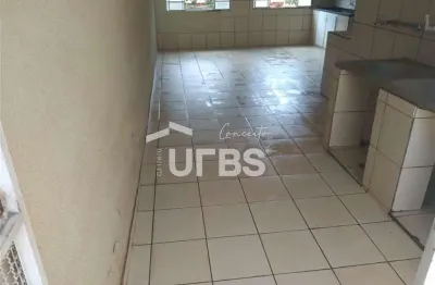 Casa com 3 quartos à venda na Avenida A, Vila Monticelli, Goiânia