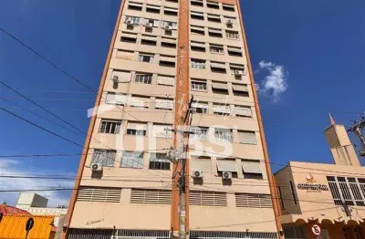 Apartamento com 3 quartos à venda na Rua 70, Setor Central, Goiânia