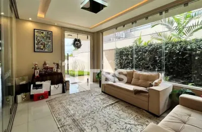 Casa em condomínio fechado com 5 quartos à venda na Rua das Tulipas, Jardins Lisboa, Goiânia