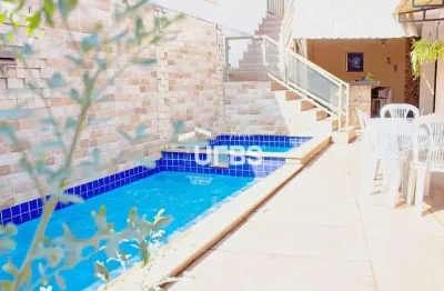 Casa com 3 quartos à venda na Rua Industrial Matadouro, 227, Capuava, Goiânia