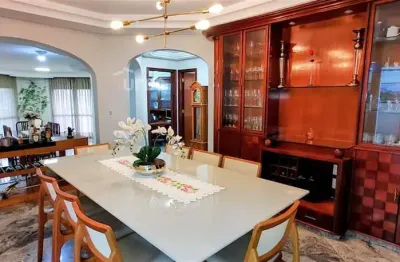 Apartamento 4 suites Setor Oeste Residencial Alencastro Veiga