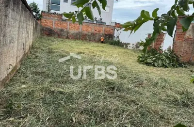Terreno à venda na Rua Itacoatiara, Parque Amazônia, Goiânia