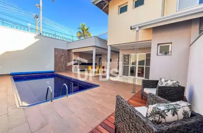 Sobrado à venda no Condomínio Teka Ecopark - Setor Santa Genoveva