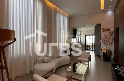 Casa com 3 quartos à venda na Rua Maria Cristina Rodrigues, Alto Umuarama, Uberlândia