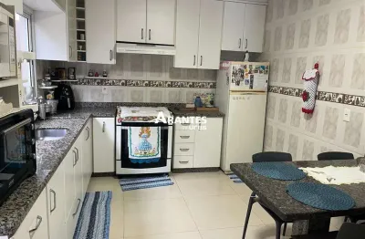 Casa com 3 quartos à venda na Rua Ilha Solteira, Granada, Uberlândia
