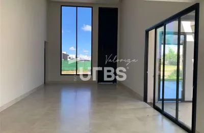 Casa em condomínio fechado com 4 quartos à venda em Laranjeiras, Uberlândia 