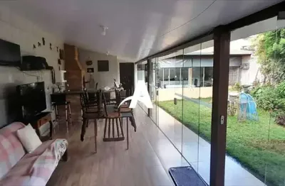 Casa com 3 quartos à venda na Rua Mário Augusto Pinto, Conjunto Segismundo Pereira, Uberlândia