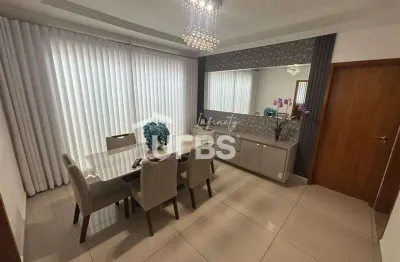 Casa com 4 quartos à venda na Rua das Magnólias, Cidade Jardim, Uberlândia