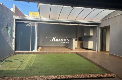 Casa com 4 quartos à venda na Avenida Balaiadas, Marta Helena, Uberlândia