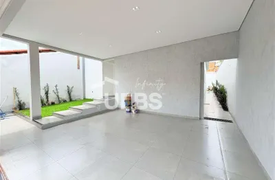 Casa com 3 quartos à venda na Rua Serra dos Apiacás, São Jorge, Uberlândia