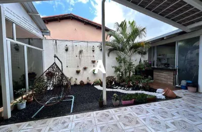 Casa com 3 quartos à venda na Rua Sebastião Rangel, Santa Mônica, Uberlândia
